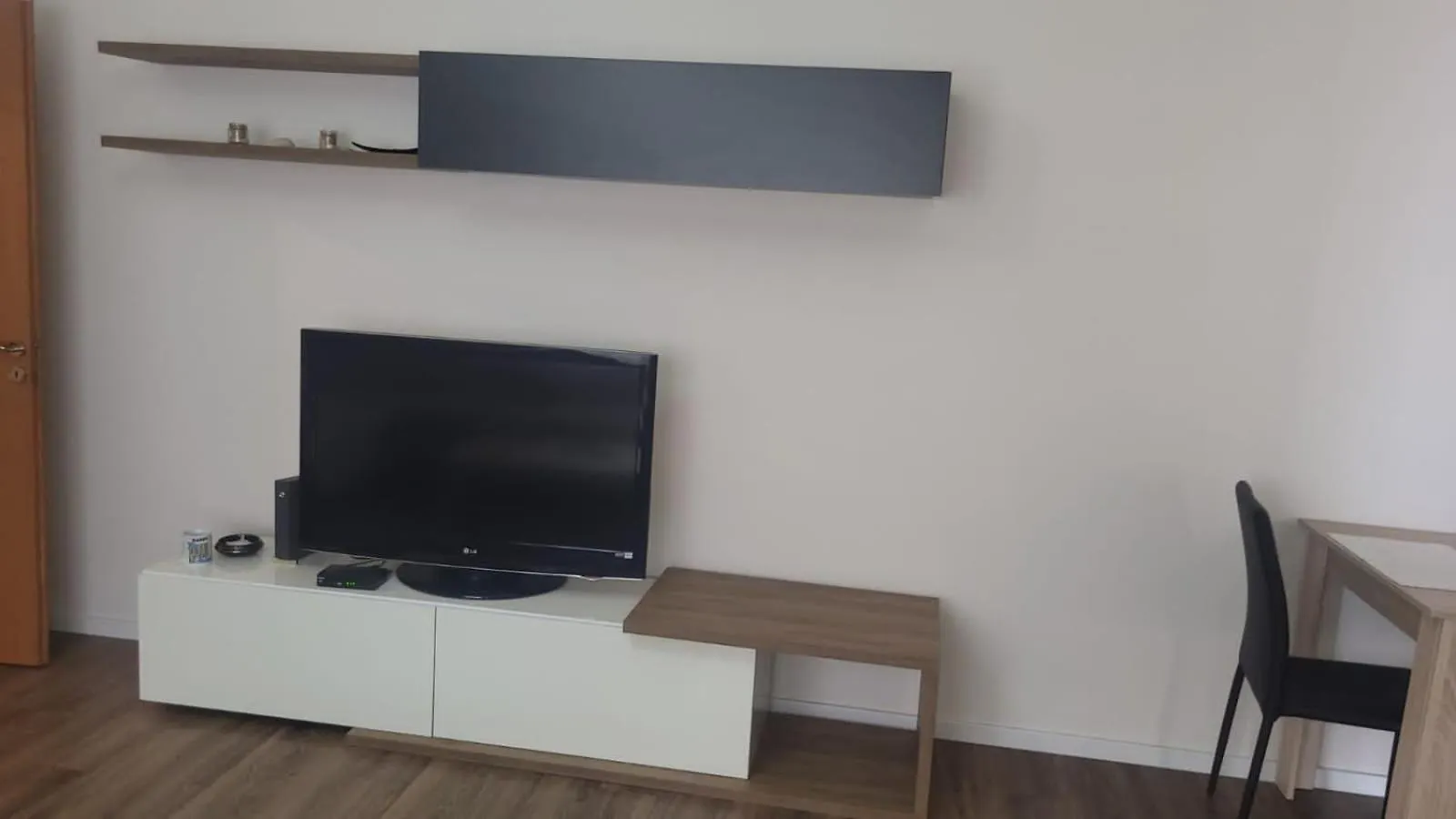 Апартаменты The Lake House Поградец